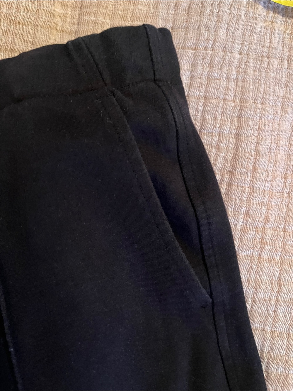 Everlane The Dream Pants in Black - Picture 9 of 11